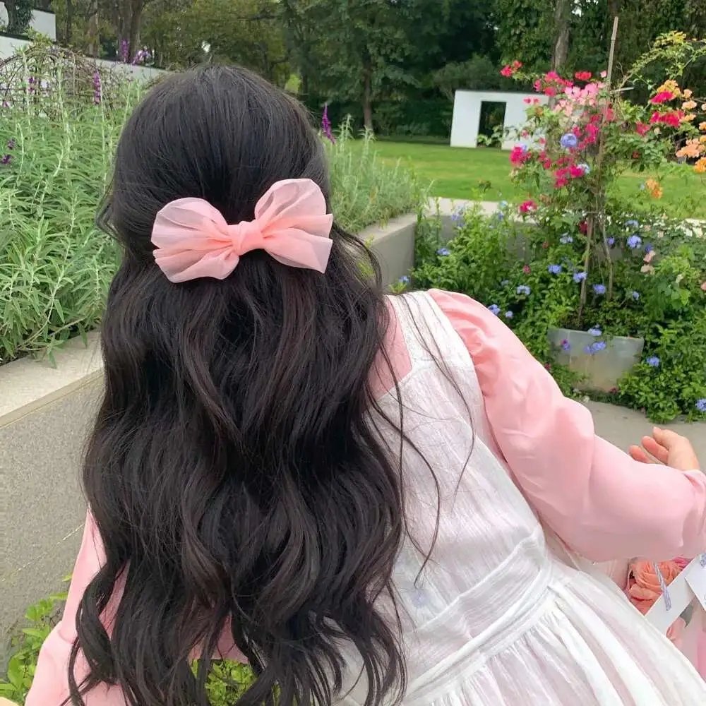 开局替嫁植物人，系统助我荒年成团宠