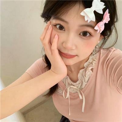 凹凸世界第一季海报